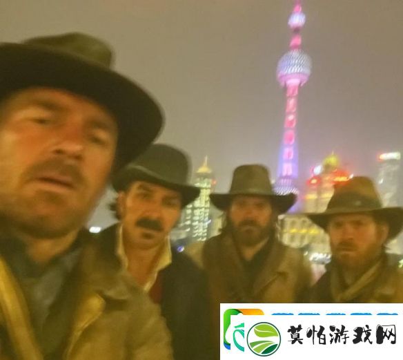 玩热梗、搞抽象AIGC如何在互联网扎根