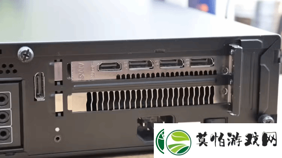V社“Steambox”迷你主机原型机曝光!性能这么辣鸡