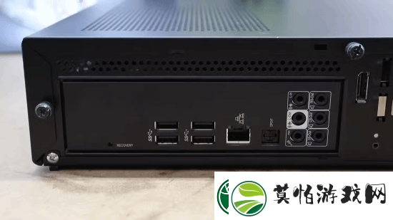 V社“Steambox”迷你主机原型机曝光!性能这么辣鸡